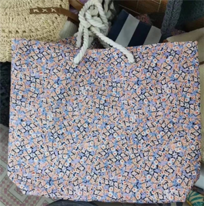 Květinový vzorec Big Beach Tote Dámské tašky